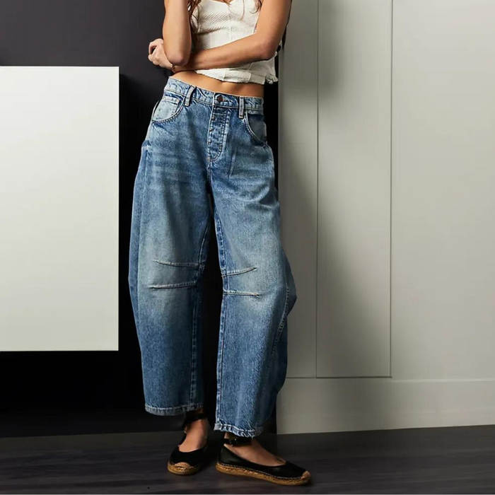 Mid Rise Barrel Jeans